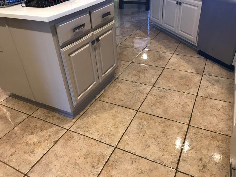 Kitchen Tile - Before